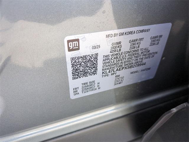 new 2025 Buick Envista car, priced at $24,625