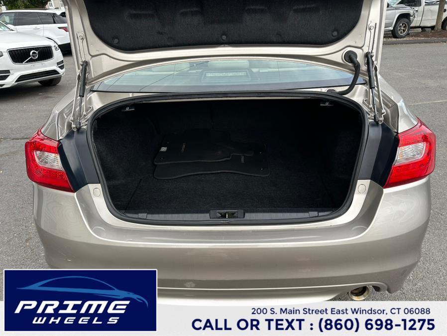 used 2015 Subaru Legacy car, priced at $7,995