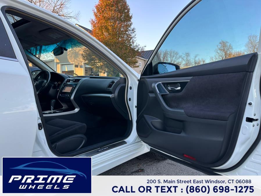 used 2013 Nissan Altima car, priced at $4,995