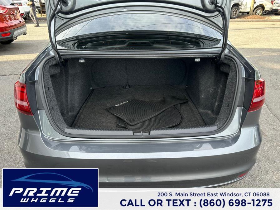 used 2017 Volkswagen Jetta car, priced at $6,888