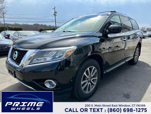 used 2013 Nissan Pathfinder car, priced at $8,999