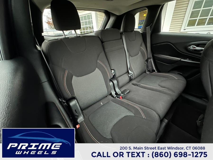 used 2017 Jeep Cherokee car, priced at $7,988