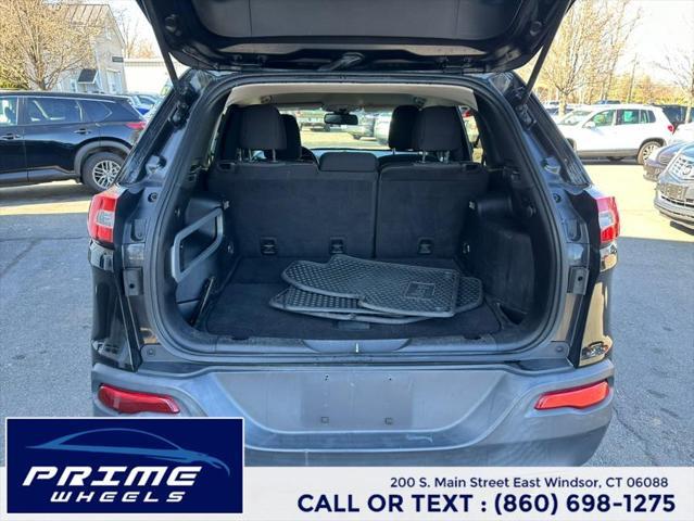 used 2014 Jeep Cherokee car, priced at $6,888