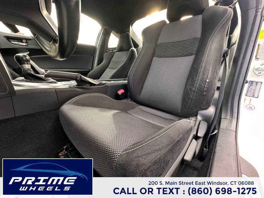 used 2017 Toyota 86 car, priced at $10,999