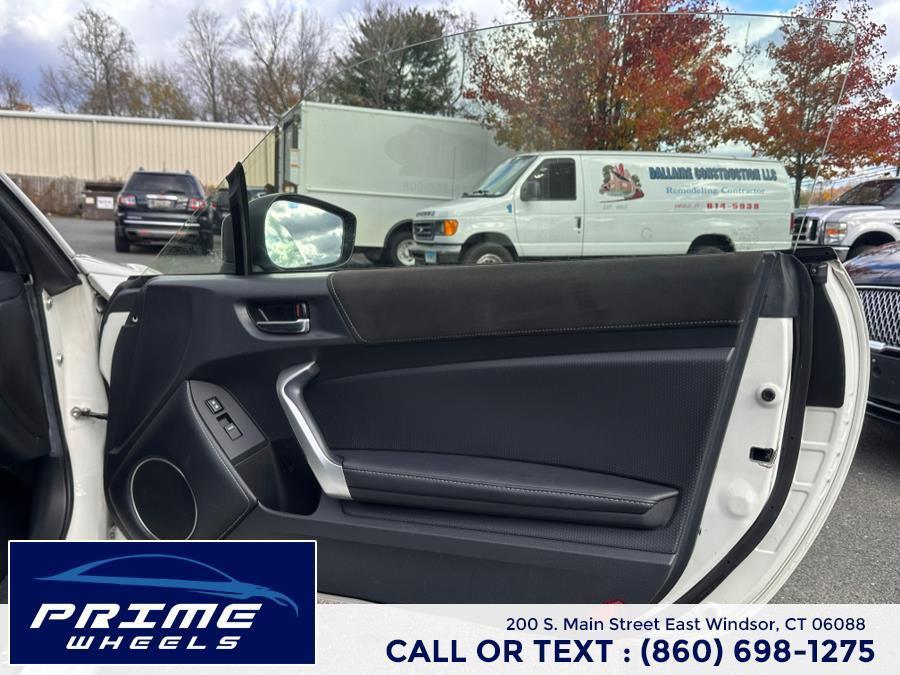 used 2017 Toyota 86 car, priced at $10,999