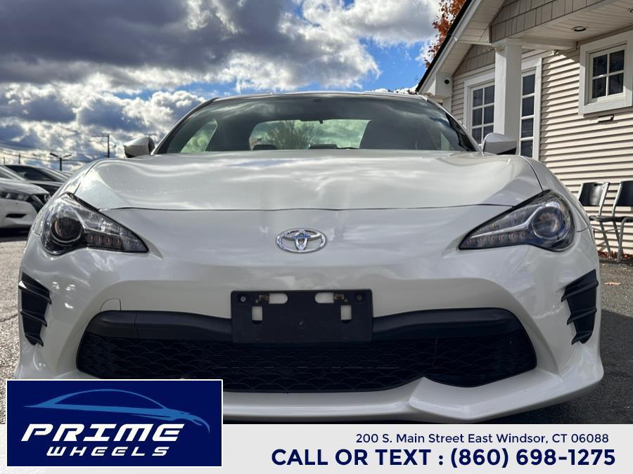 used 2017 Toyota 86 car, priced at $10,999