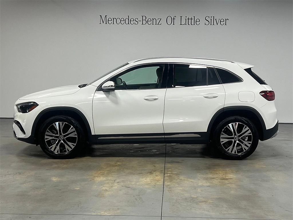 used 2025 Mercedes-Benz GLA 250 car, priced at $42,500
