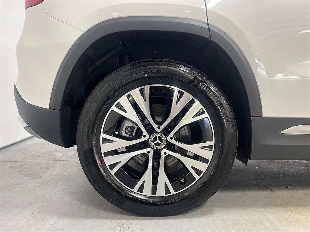 used 2025 Mercedes-Benz GLA 250 car, priced at $42,500