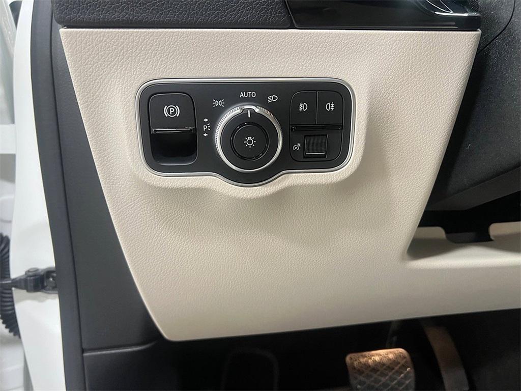 used 2025 Mercedes-Benz GLA 250 car, priced at $42,500