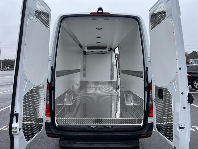 new 2024 Mercedes-Benz Sprinter 2500 car, priced at $98,888