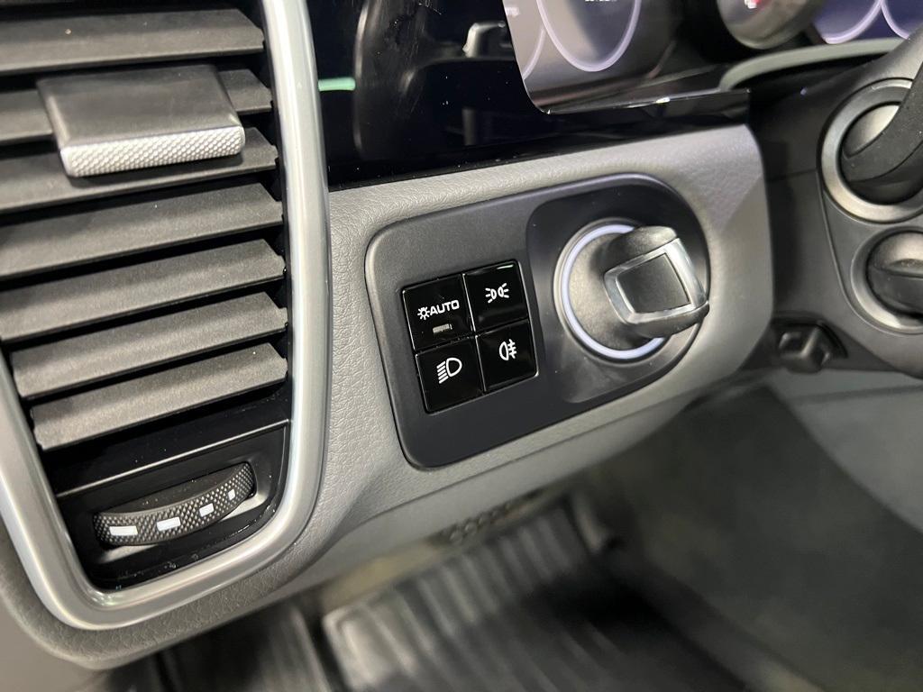 used 2020 Porsche Cayenne car, priced at $44,795