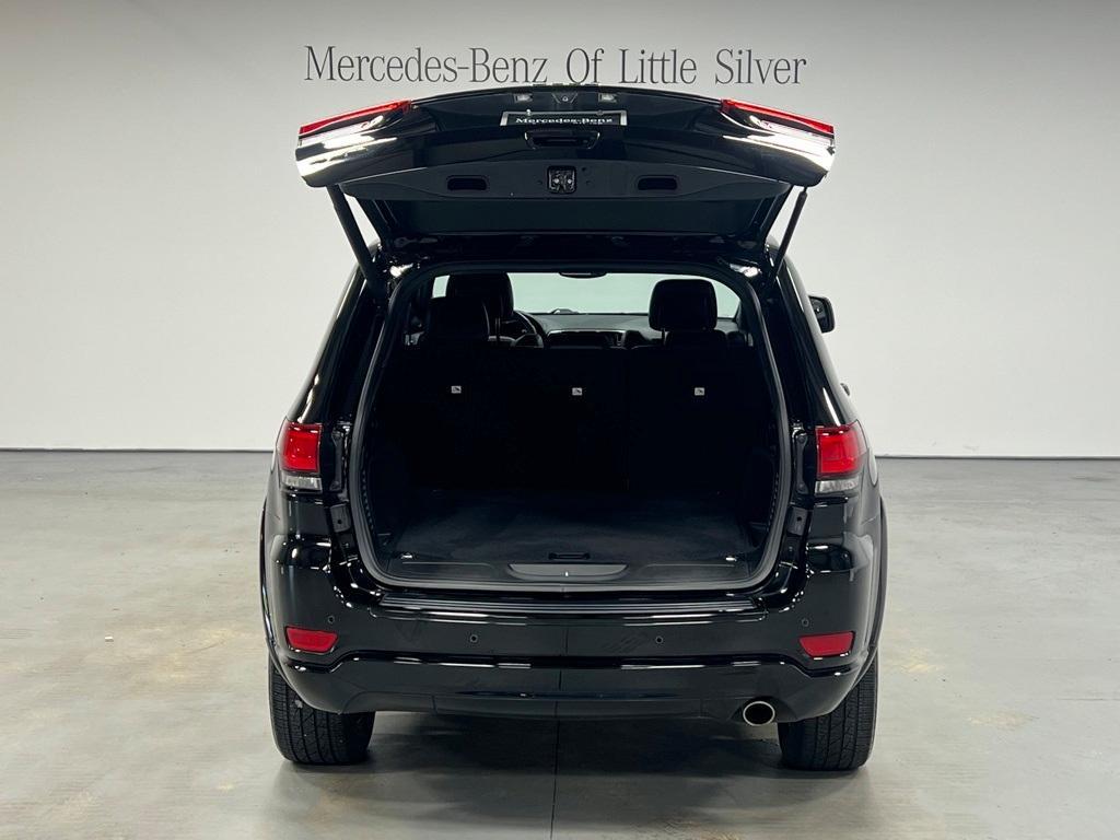 used 2018 Jeep Grand Cherokee car, priced at $19,495