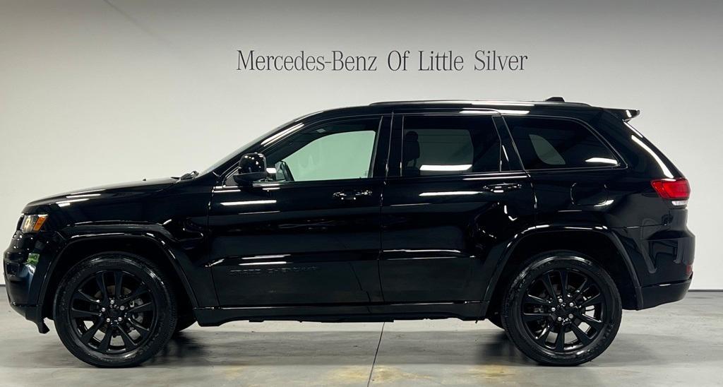 used 2018 Jeep Grand Cherokee car, priced at $19,495