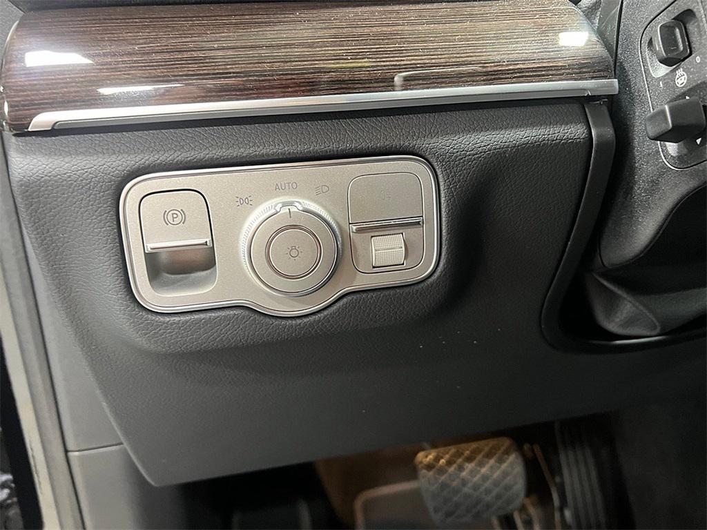 used 2025 Mercedes-Benz GLE 350 car, priced at $58,500