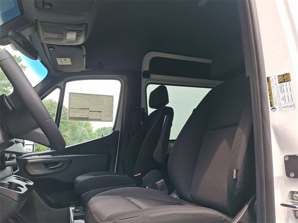 new 2025 Mercedes-Benz Sprinter 2500 car, priced at $68,366
