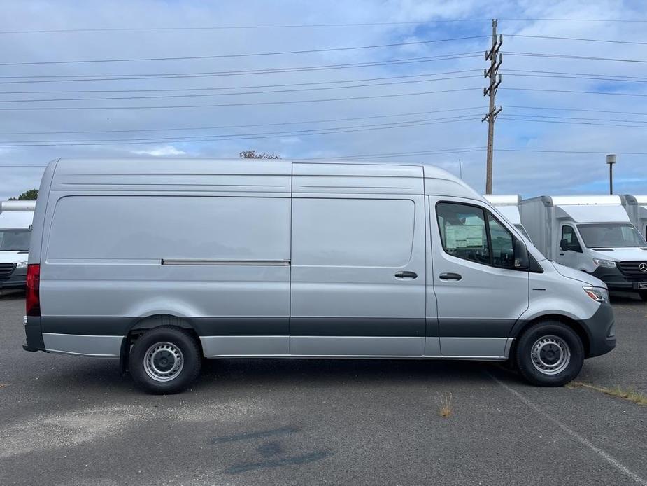 new 2024 Mercedes-Benz Sprinter 2500 car, priced at $90,317