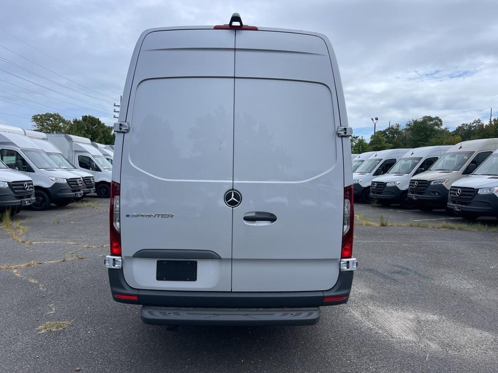 new 2024 Mercedes-Benz Sprinter 2500 car, priced at $90,317