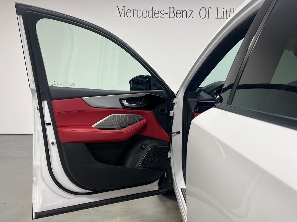 used 2022 Acura MDX car, priced at $46,995