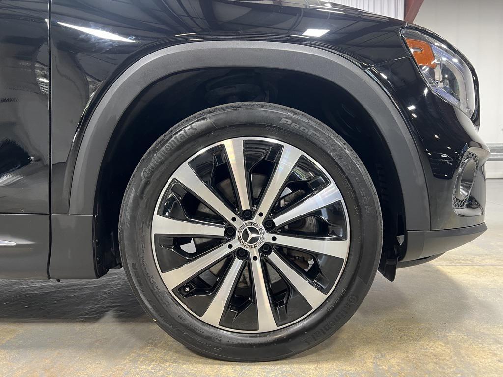 used 2022 Mercedes-Benz GLB 250 car, priced at $30,995