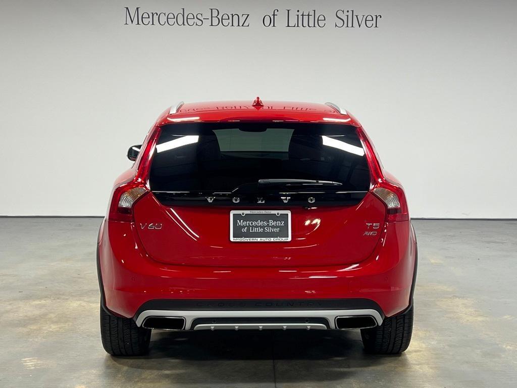 used 2018 Volvo V60 Cross Country car, priced at $24,995