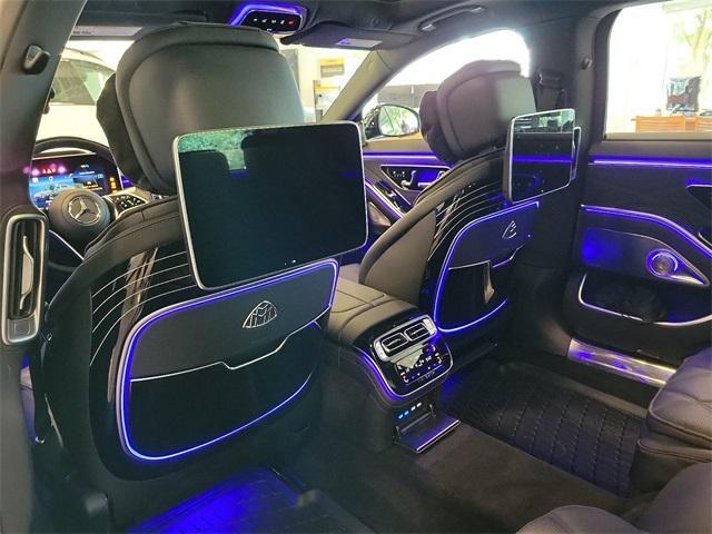 new 2024 Mercedes-Benz Maybach S 580 car, priced at $200,955