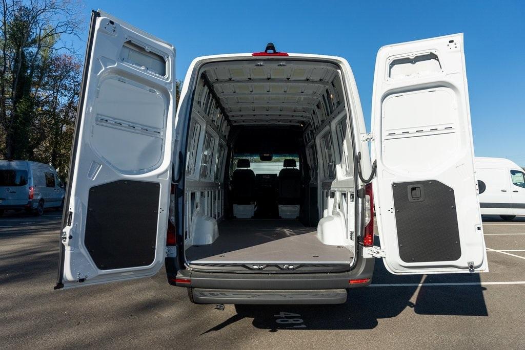 new 2024 Mercedes-Benz Sprinter 2500 car, priced at $73,368