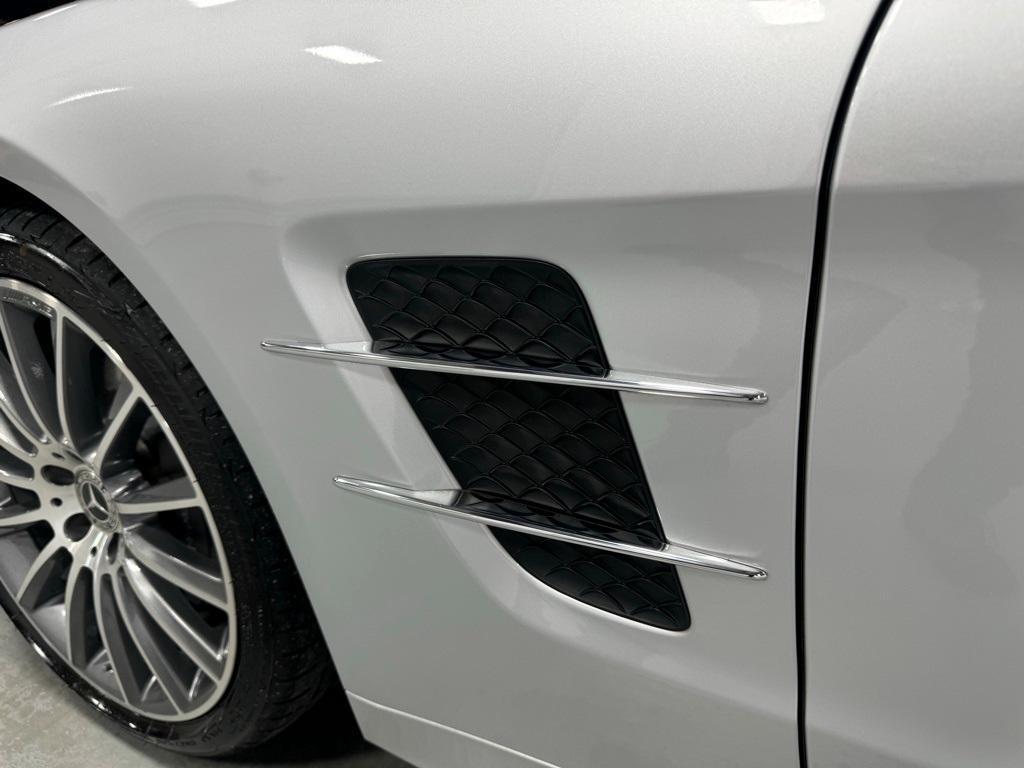 used 2018 Mercedes-Benz SL 550 car, priced at $59,995