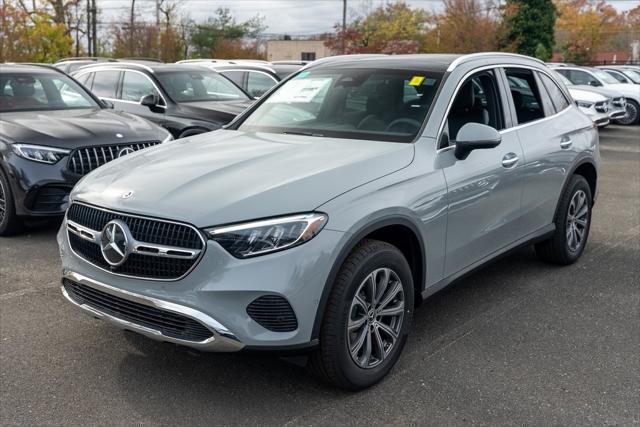 new 2025 Mercedes-Benz GLC 300 car, priced at $56,250