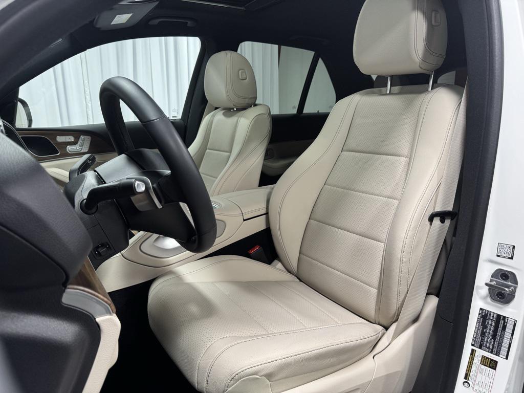 used 2025 Mercedes-Benz GLE 450 car, priced at $65,495