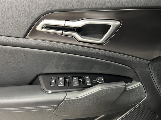 used 2023 Kia Sportage Hybrid car, priced at $28,895
