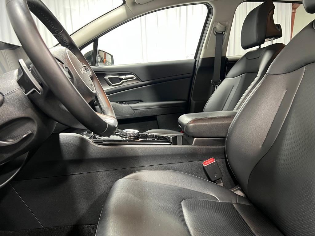 used 2023 Kia Sportage Hybrid car, priced at $28,995