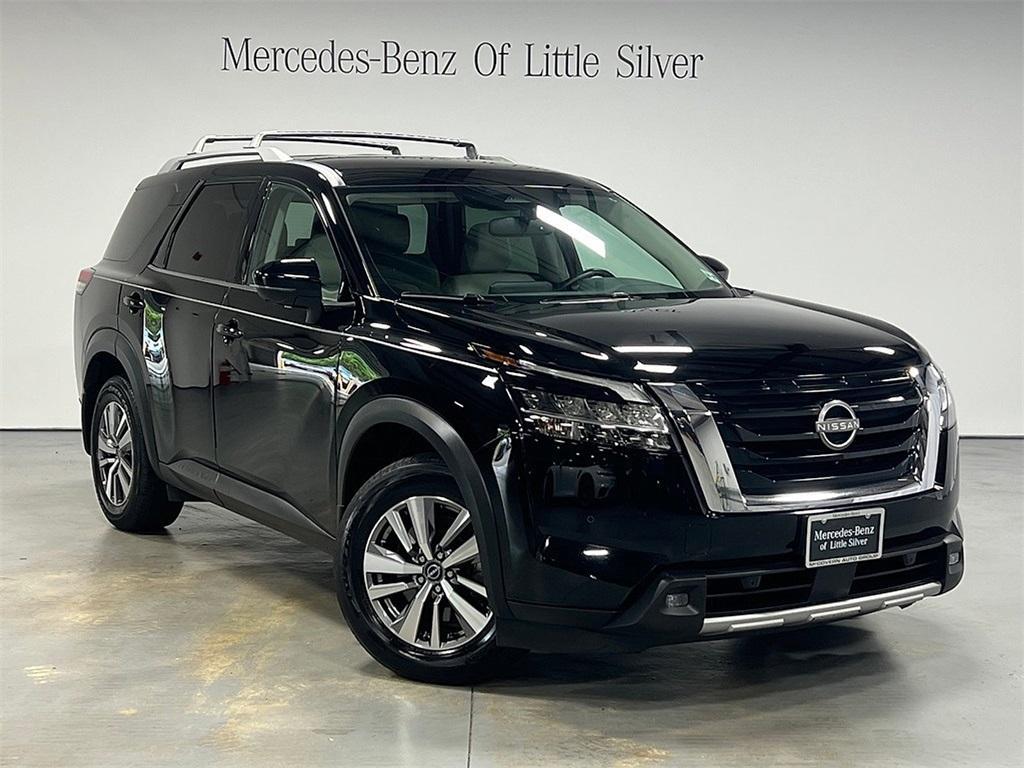 used 2022 Nissan Pathfinder car, priced at $26,255