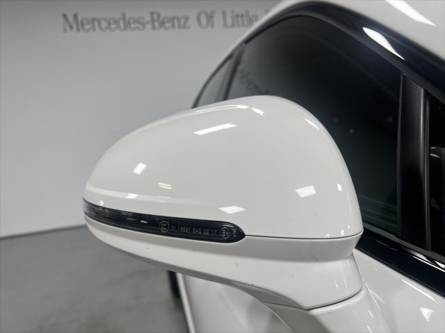 used 2022 Bentley Flying Spur Hybrid car, priced at $169,995