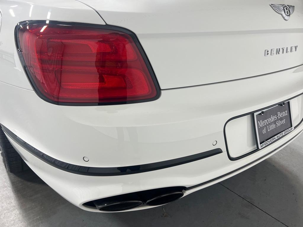 used 2022 Bentley Flying Spur Hybrid car, priced at $169,995
