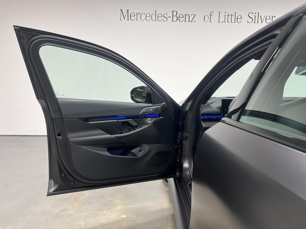 used 2025 BMW M5 car, priced at $117,995