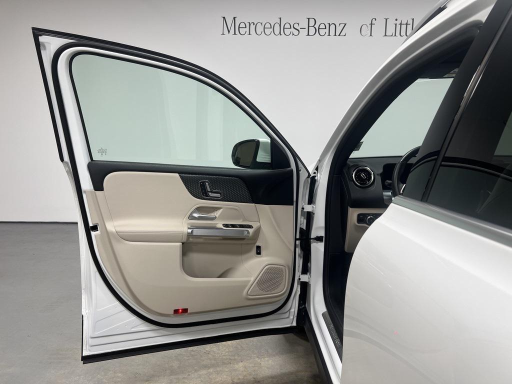 used 2025 Mercedes-Benz GLB 250 car, priced at $44,895
