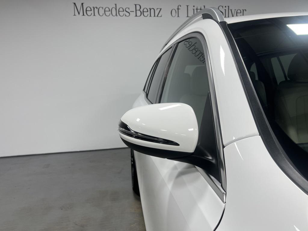used 2025 Mercedes-Benz GLB 250 car, priced at $44,895