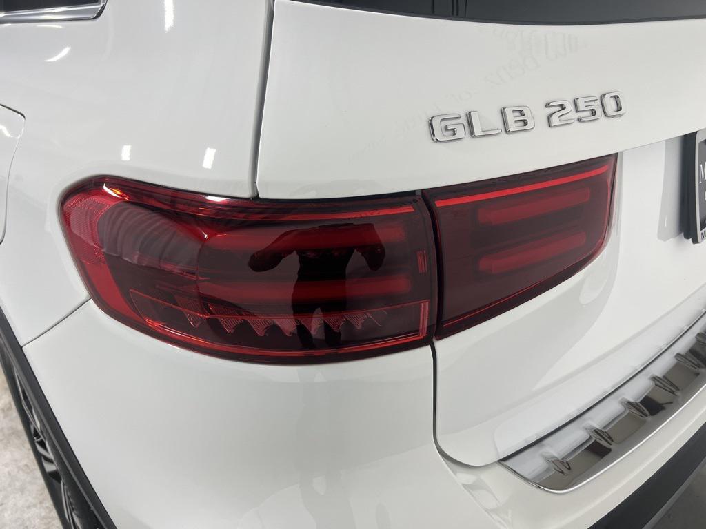 used 2025 Mercedes-Benz GLB 250 car, priced at $44,895