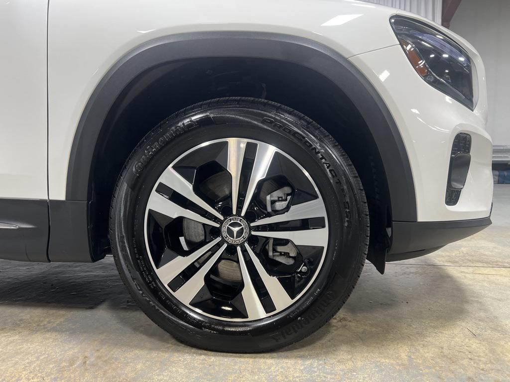 used 2025 Mercedes-Benz GLB 250 car, priced at $44,895