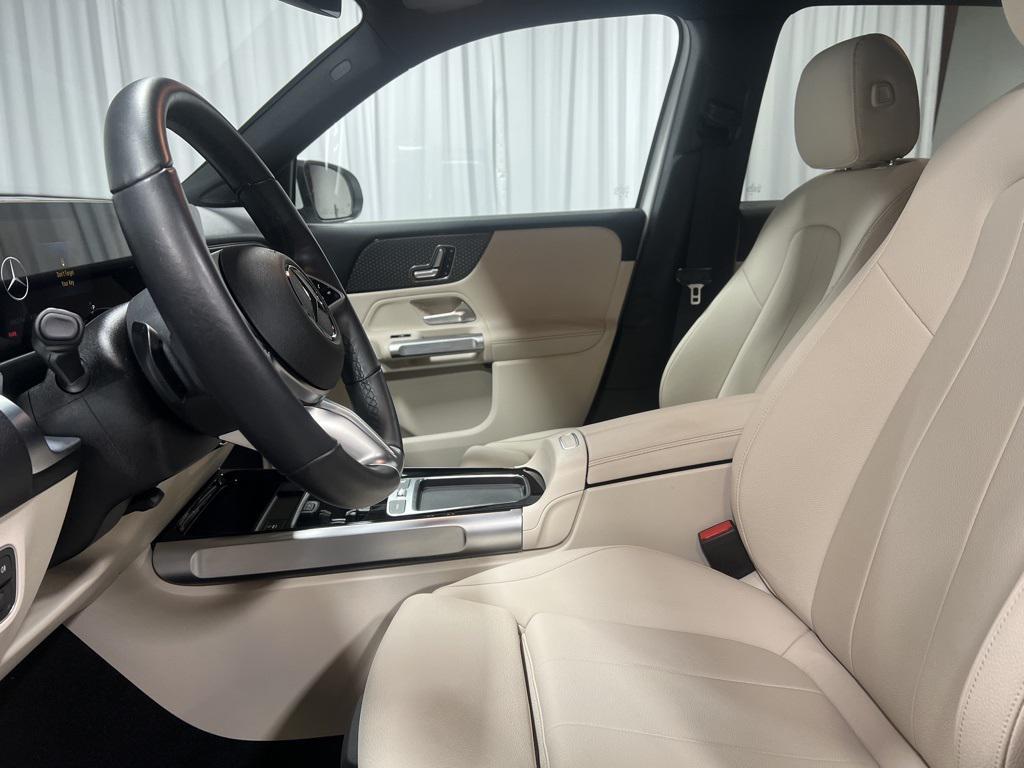 used 2025 Mercedes-Benz GLB 250 car, priced at $44,895