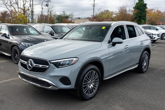 new 2025 Mercedes-Benz GLC 300 car, priced at $60,605