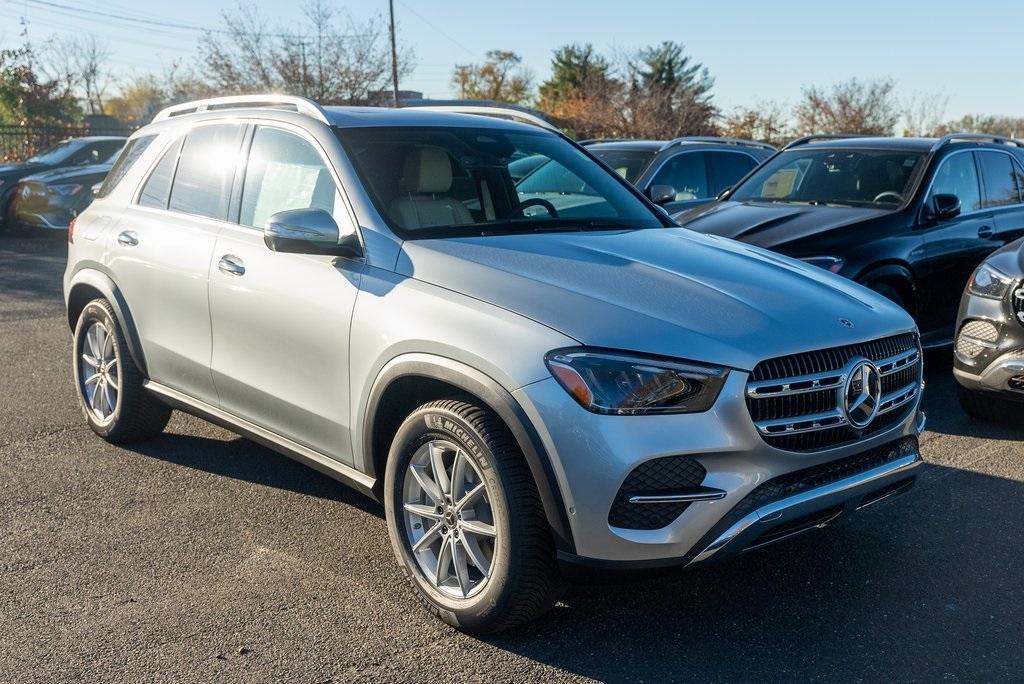 new 2025 Mercedes-Benz GLE 350 car, priced at $68,365