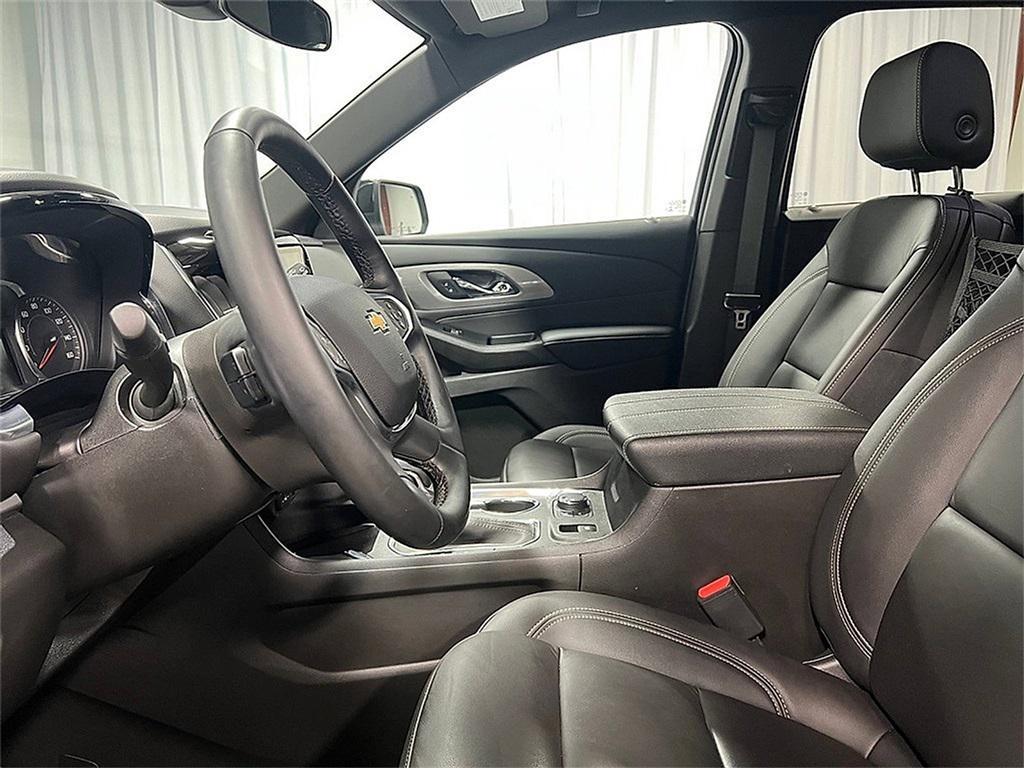 used 2023 Chevrolet Traverse car, priced at $31,997