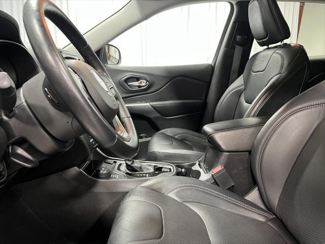 used 2021 Jeep Cherokee car, priced at $23,395