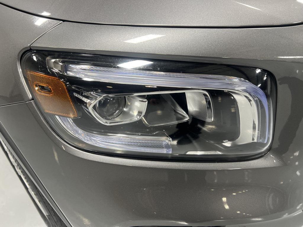 used 2022 Mercedes-Benz GLB 250 car, priced at $31,995