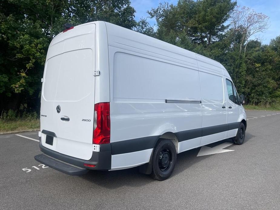 new 2024 Mercedes-Benz Sprinter 3500 car, priced at $68,018