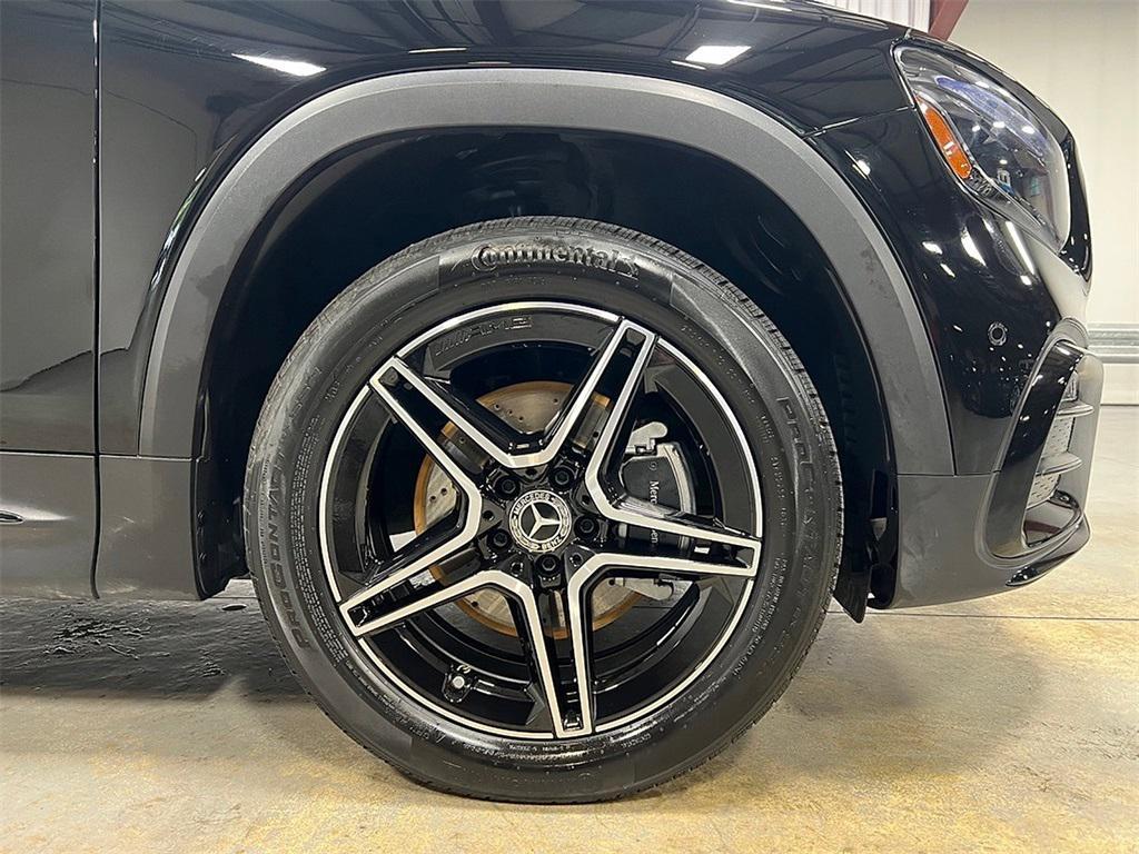 used 2025 Mercedes-Benz GLB 250 car, priced at $42,995