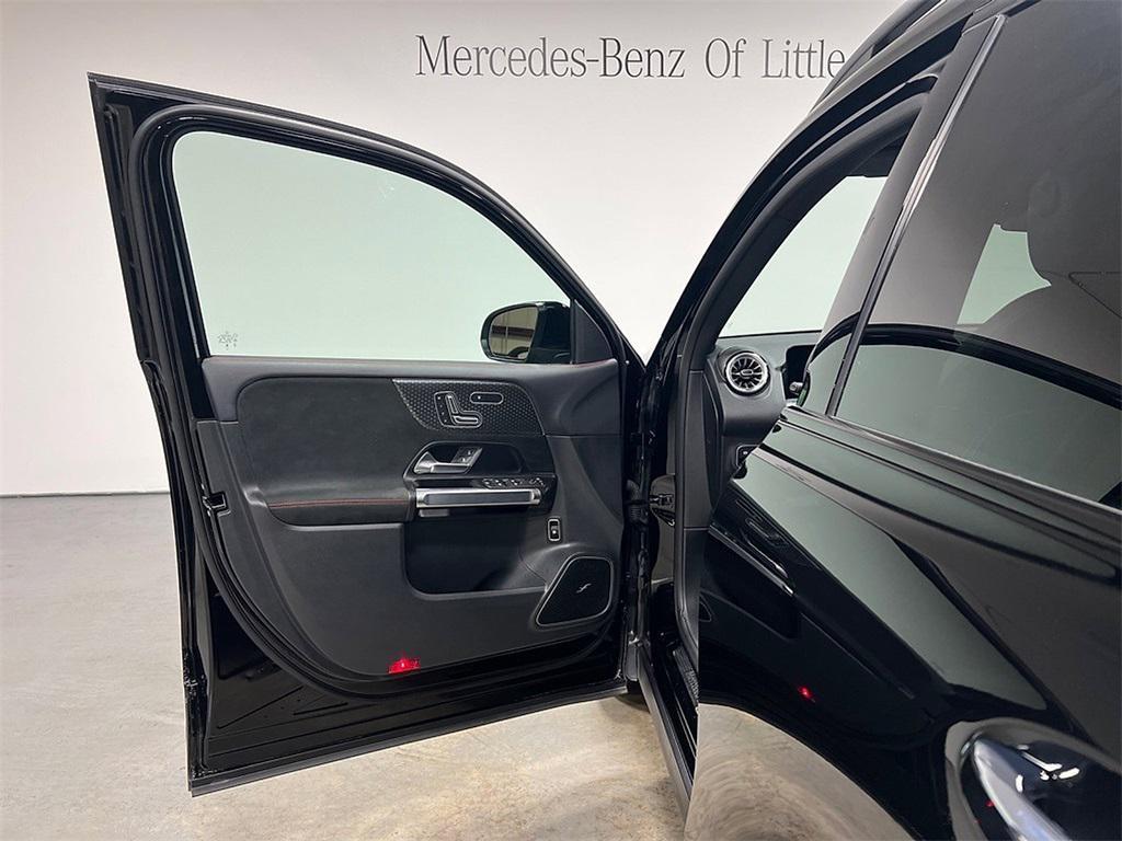 used 2025 Mercedes-Benz GLB 250 car, priced at $42,995