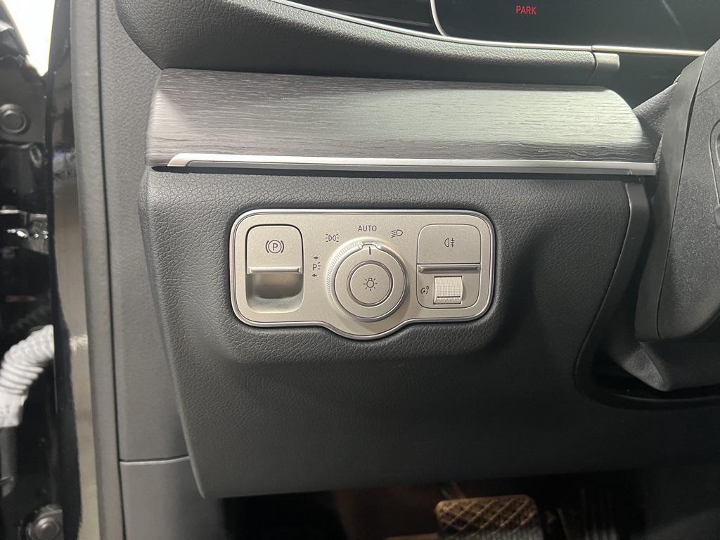 used 2022 Mercedes-Benz GLE 350 car, priced at $45,200
