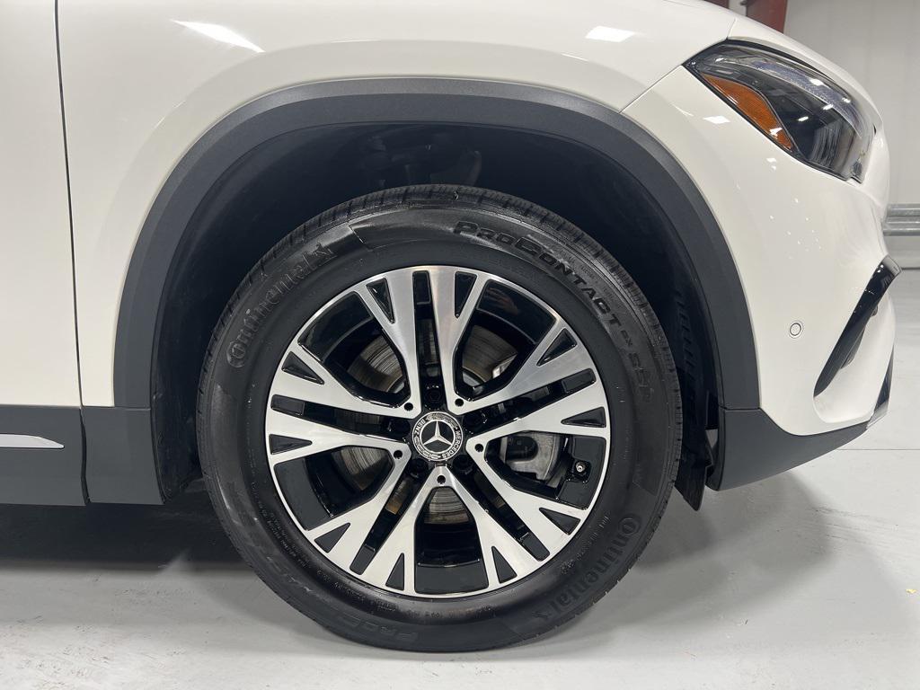 used 2025 Mercedes-Benz GLA 250 car, priced at $42,995